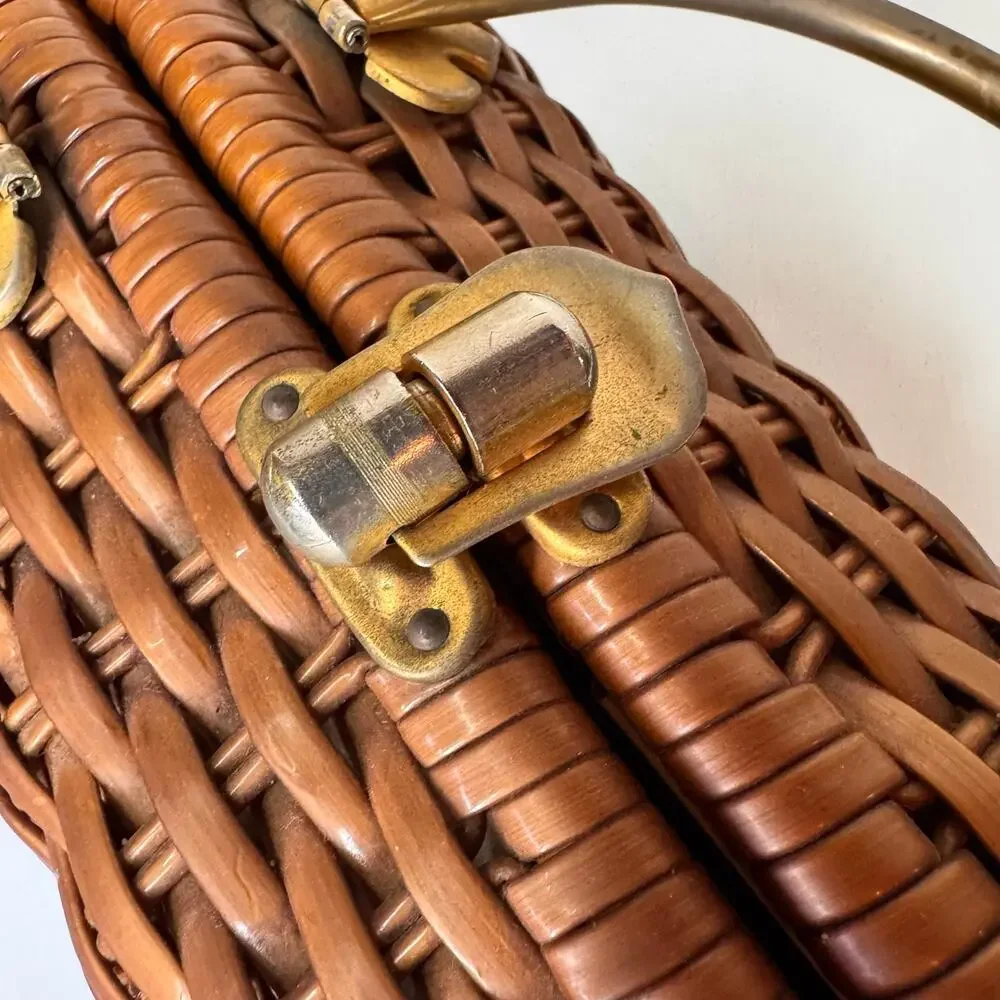 VINTAGE Basket Purse by Macy's Woven Metal MCM Vinyl HandMade in Honk Kong - Picture 8 of 14